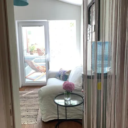 Guest house Sea Breeze Studio Pula
