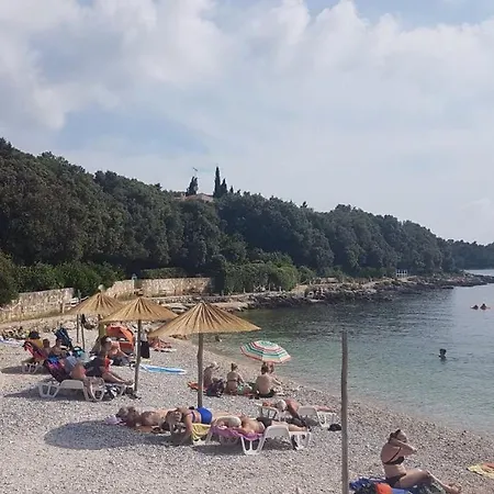 Pensión Sea Breeze *