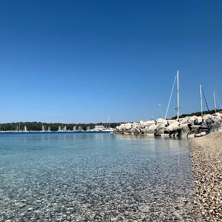 Pensión Sea Breeze *